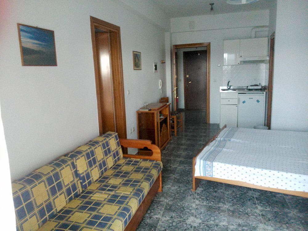 Peristerianos Apartments Nea Skioni Exterior foto